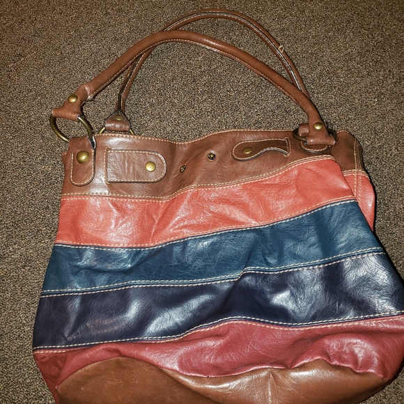 Purses - Picture 10 of 16